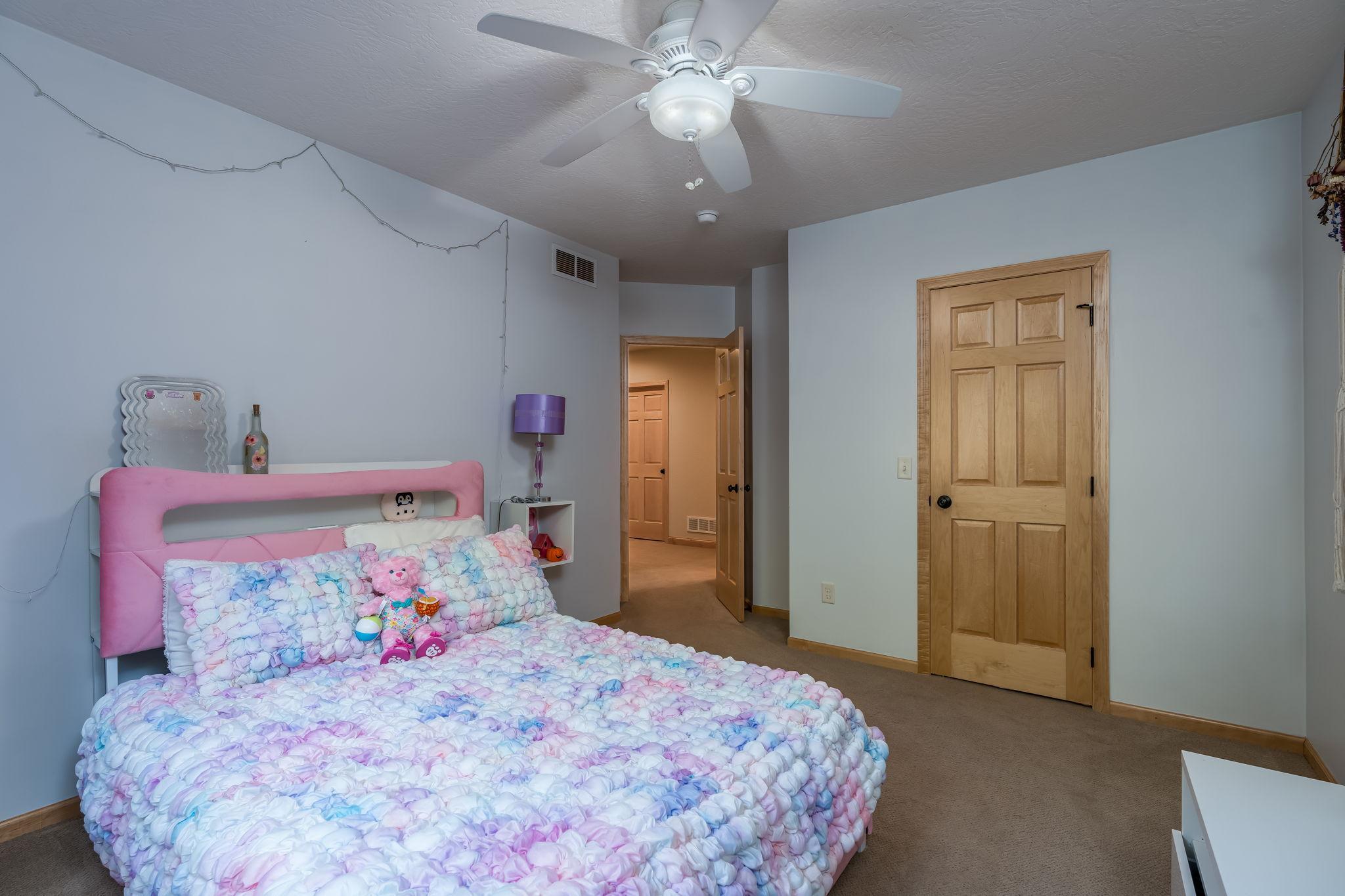 44229 Willow Road Property Photo 37