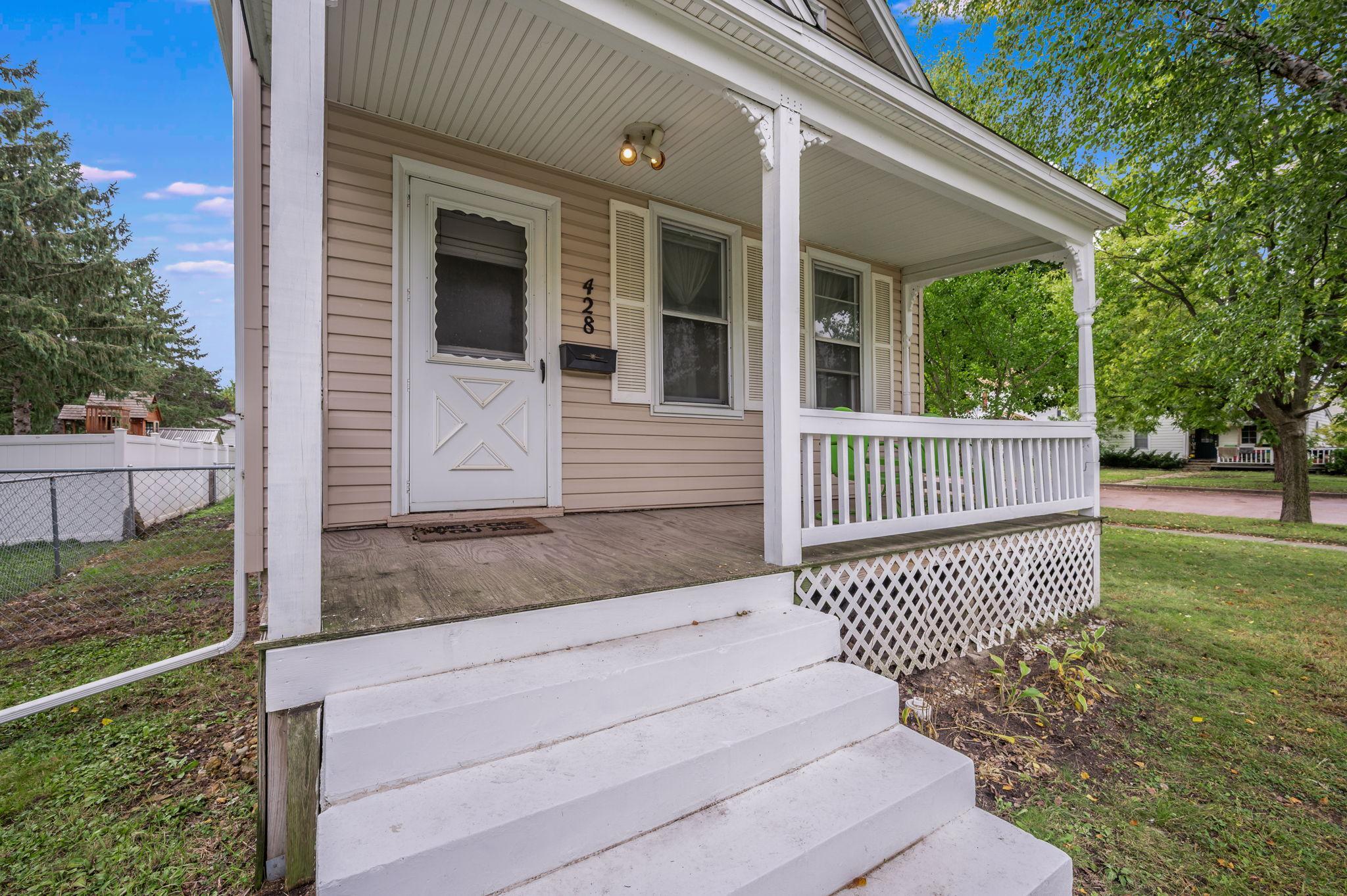 428 W Broadway Avenue Property Photo 2