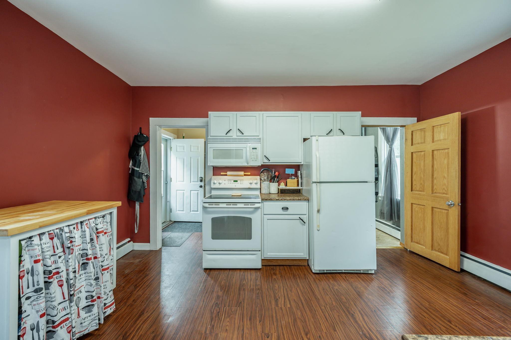 428 W Broadway Avenue Property Photo 14