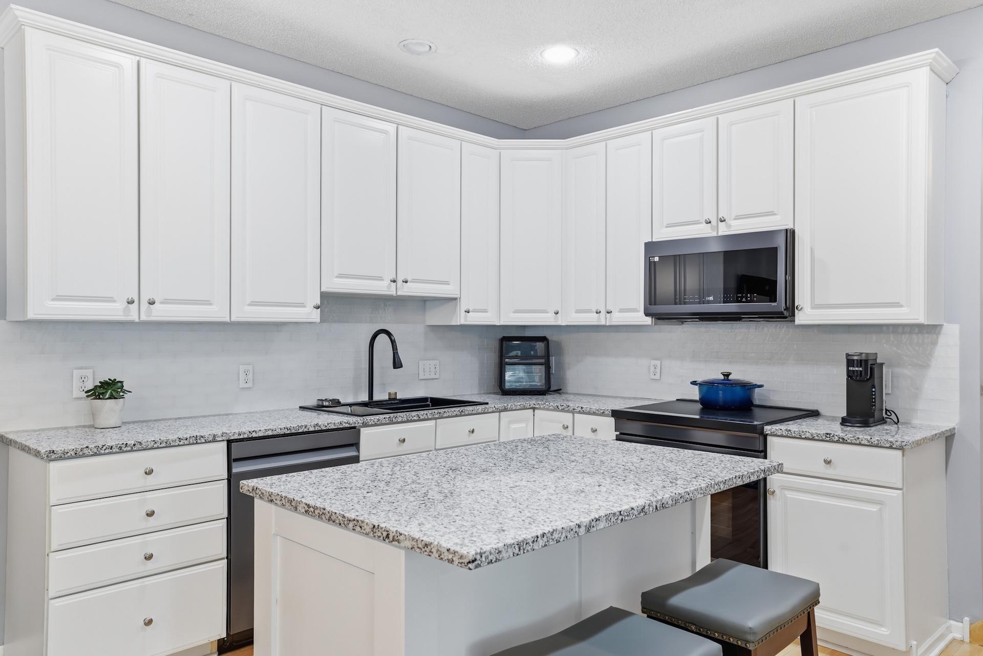 10100 Bridgehill Terrace Property Photo 13