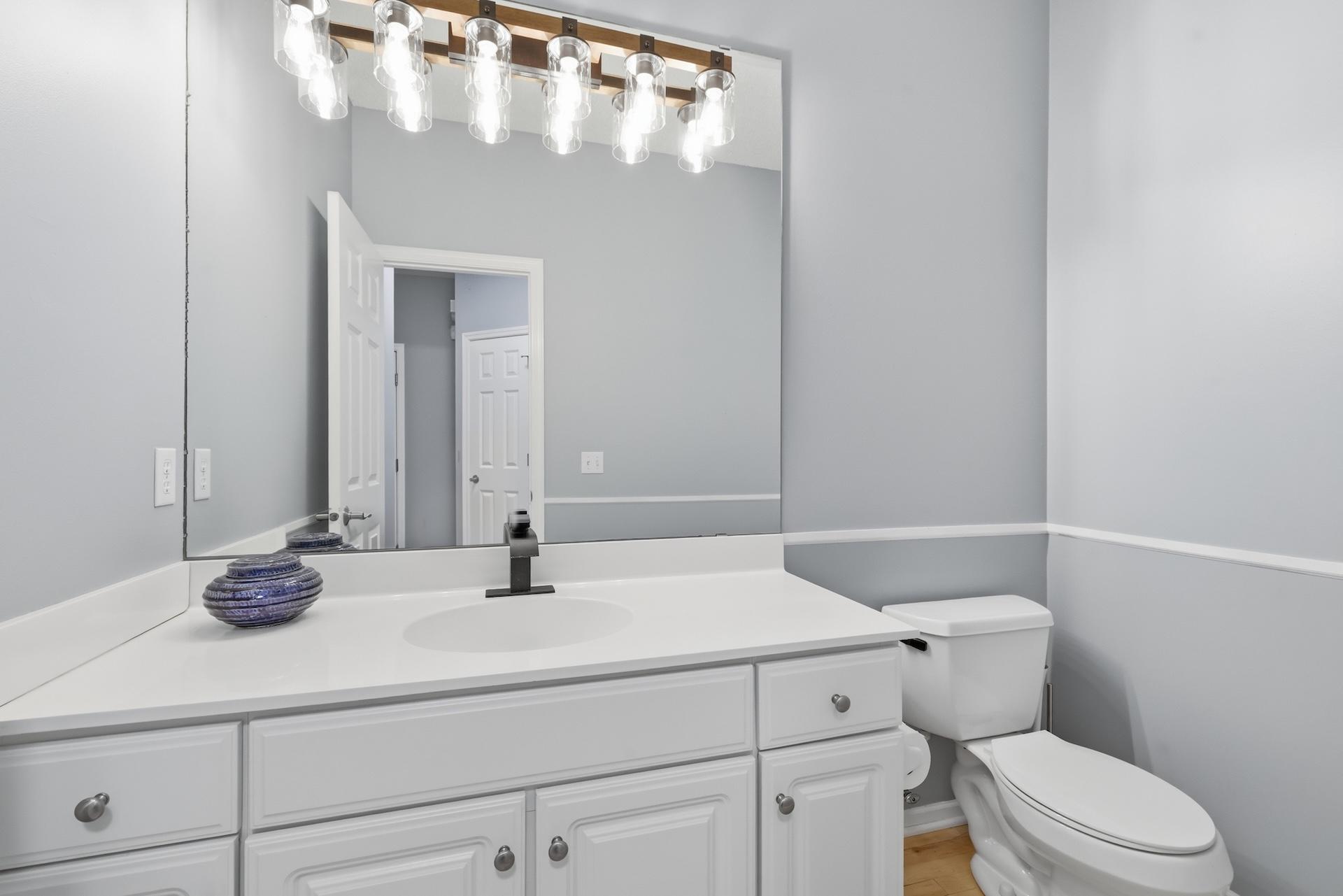10100 Bridgehill Terrace Property Photo 15