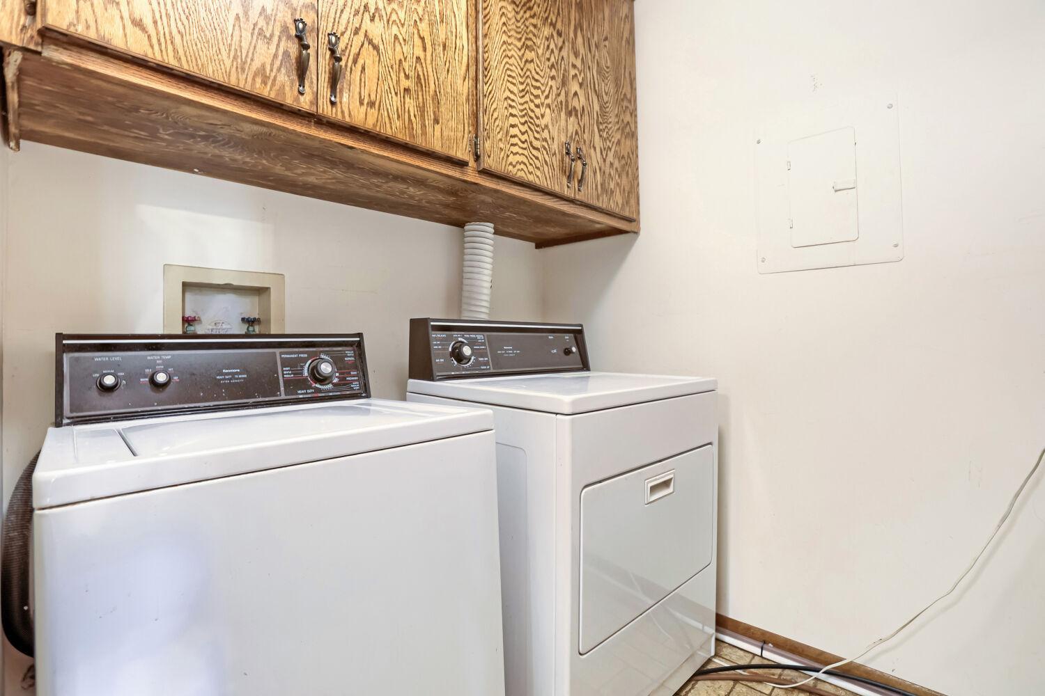 4183 Hilltop Point 4183 Property Photo 28