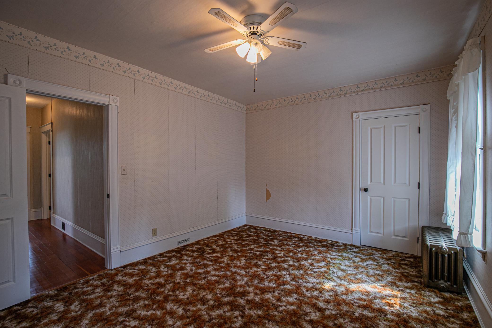 301 E Depue Avenue Property Photo 21