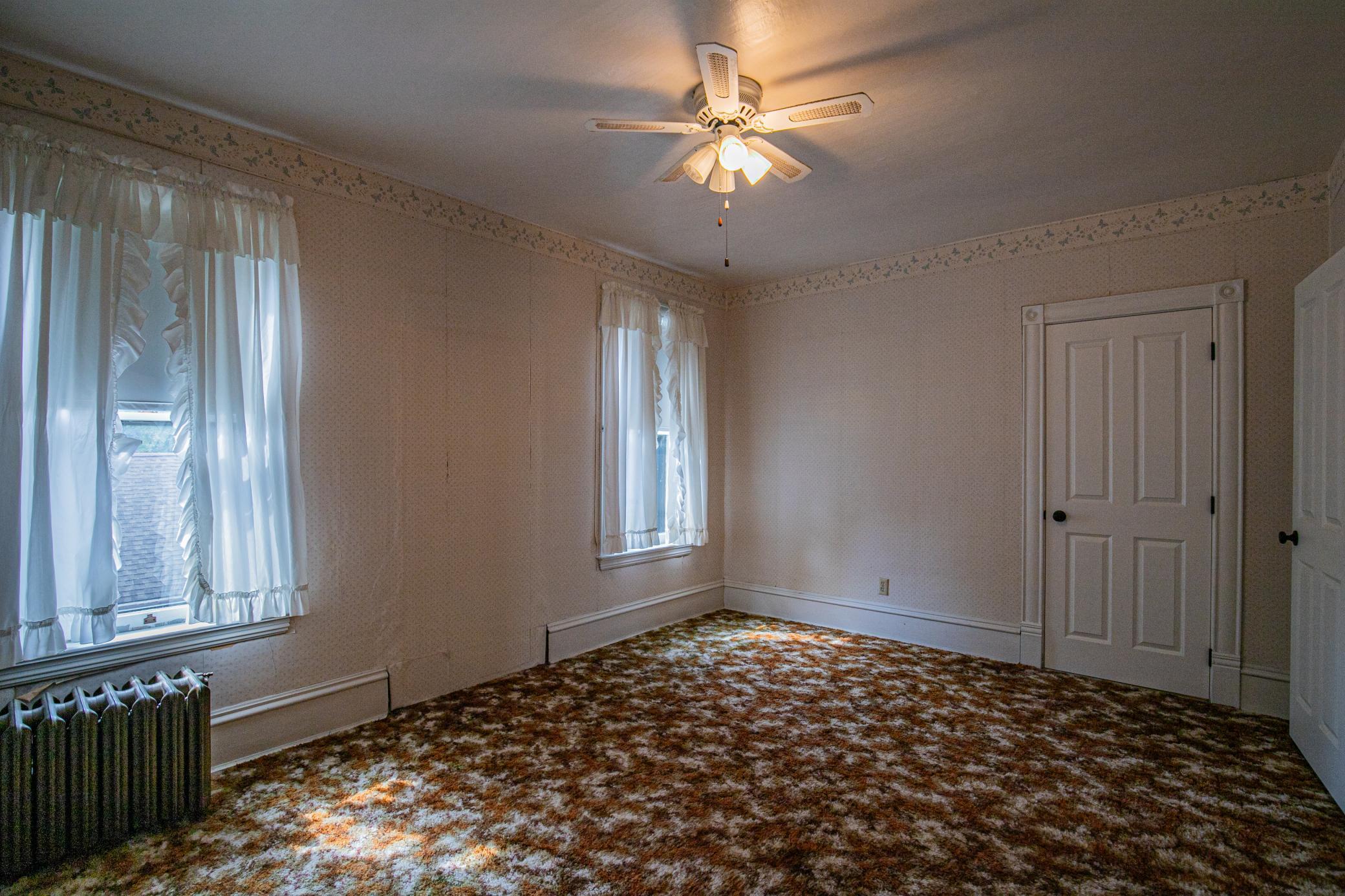 301 E Depue Avenue Property Photo 22