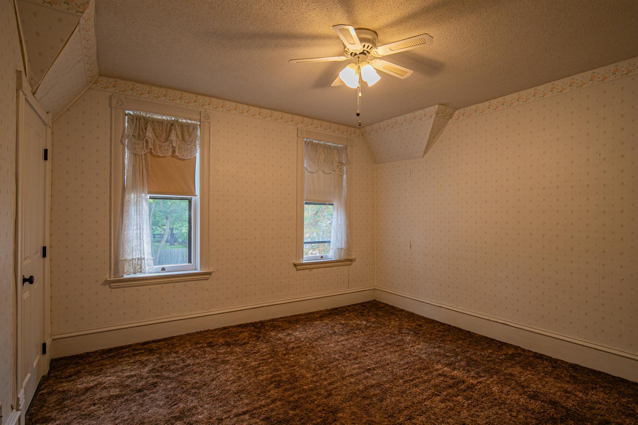 301 E Depue Avenue Property Photo 25