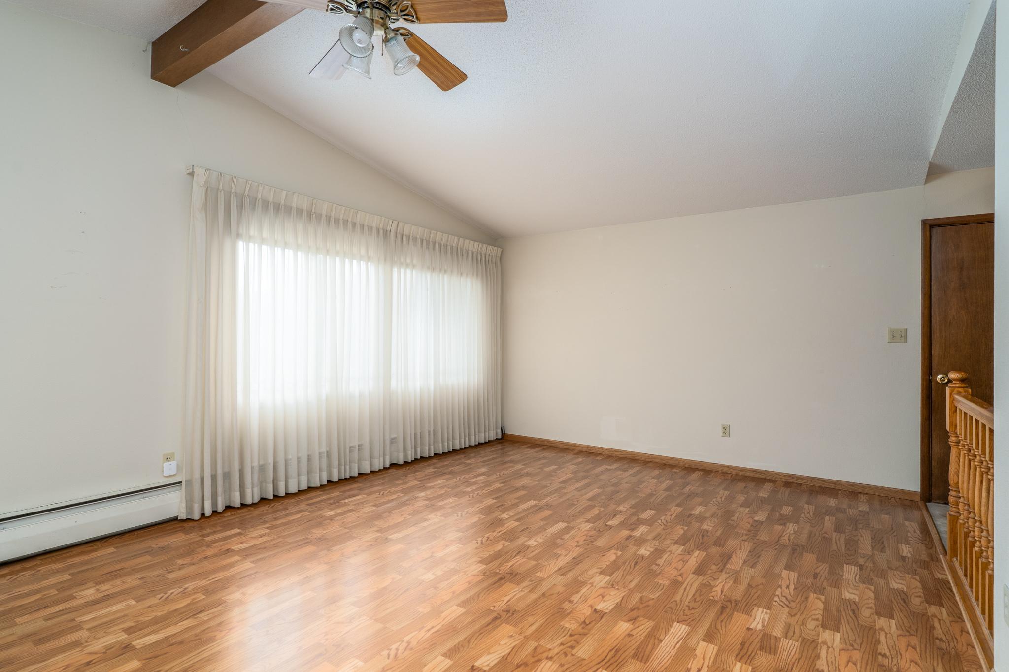 1618 Hoven Lane Property Photo 4
