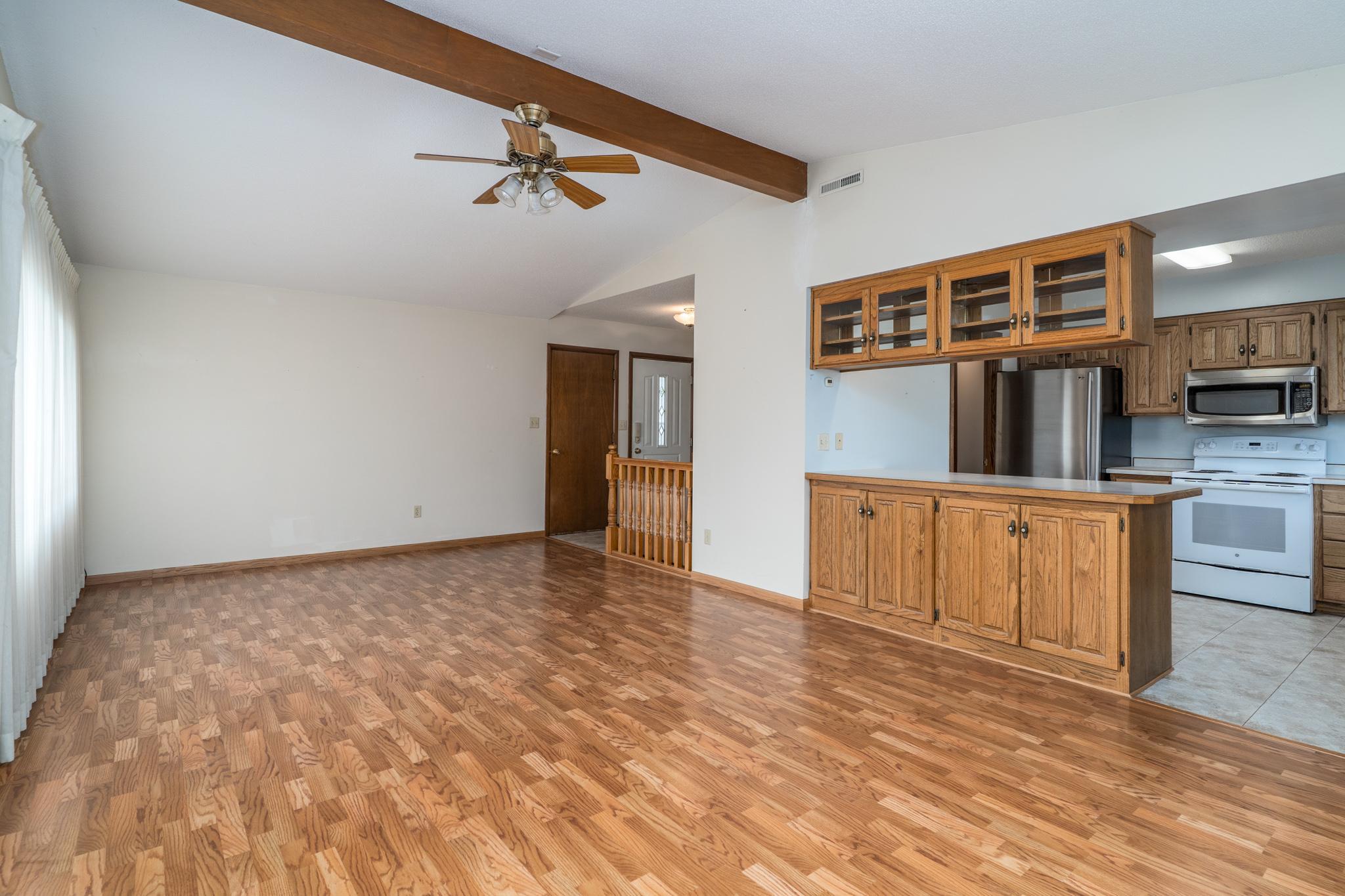 1618 Hoven Lane Property Photo 8