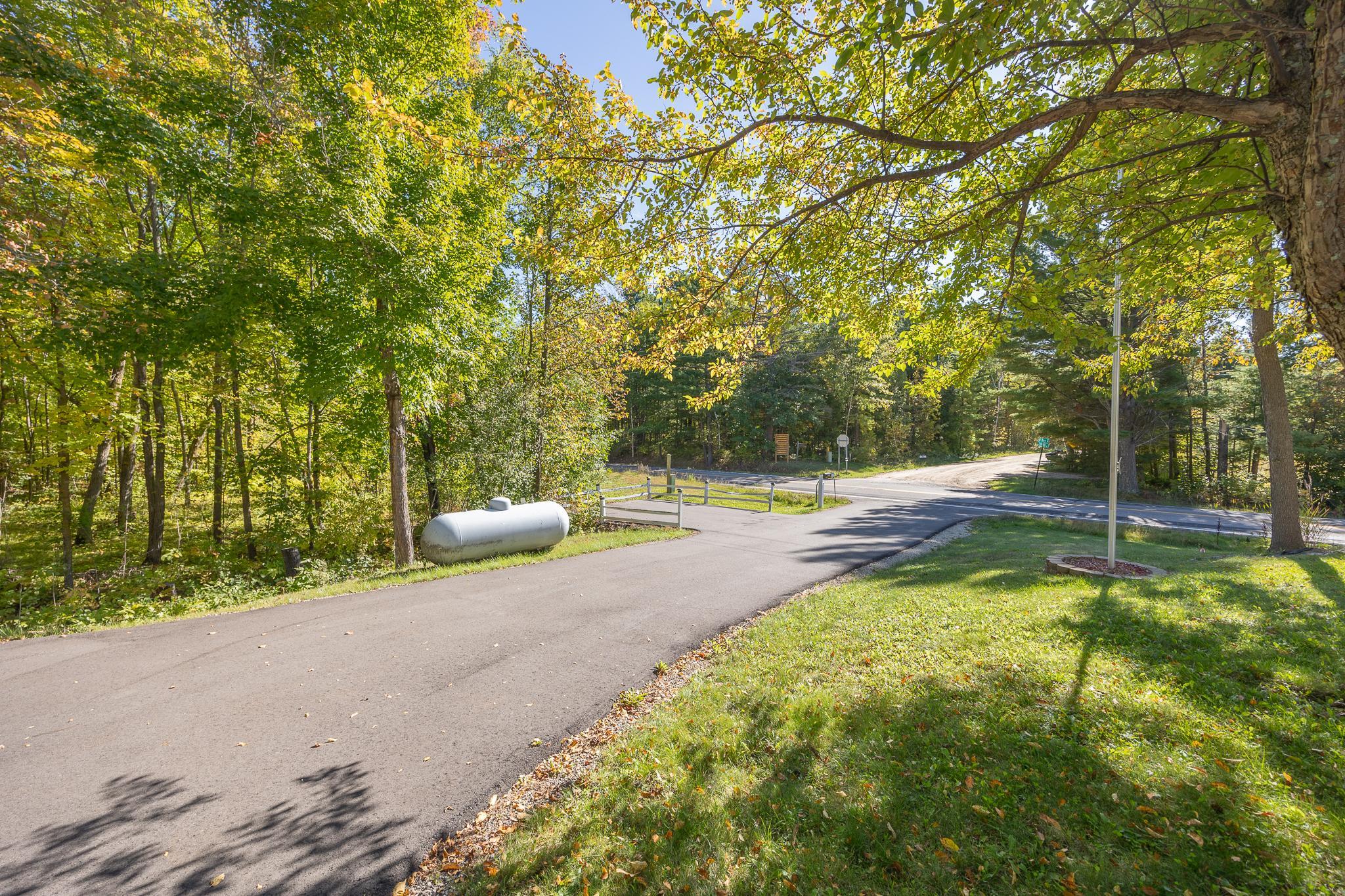 3323 State 84 Ne Property Photo 4
