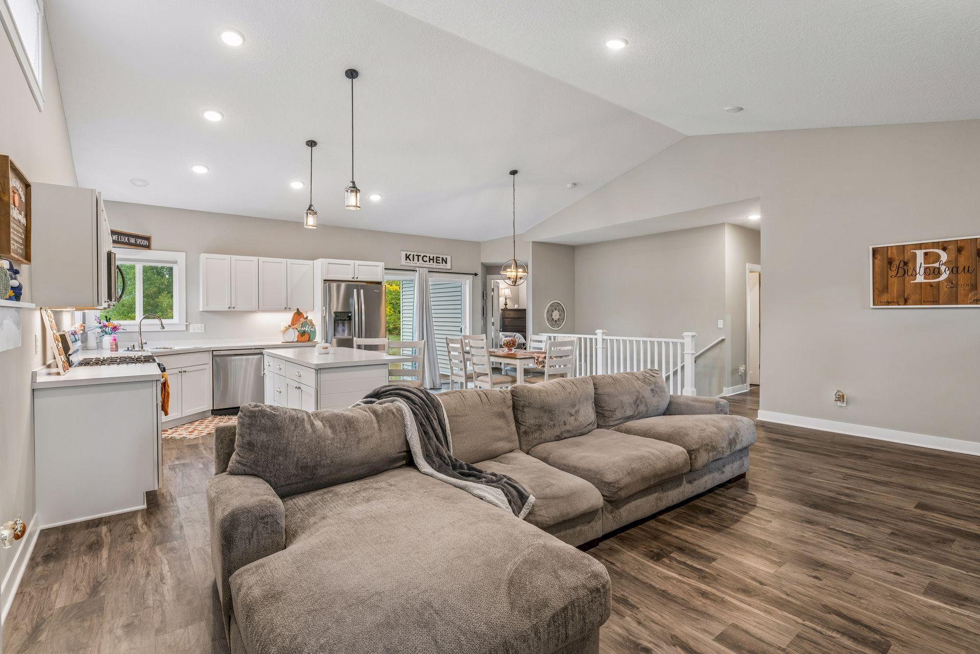 663 Alaska Place Property Photo 7