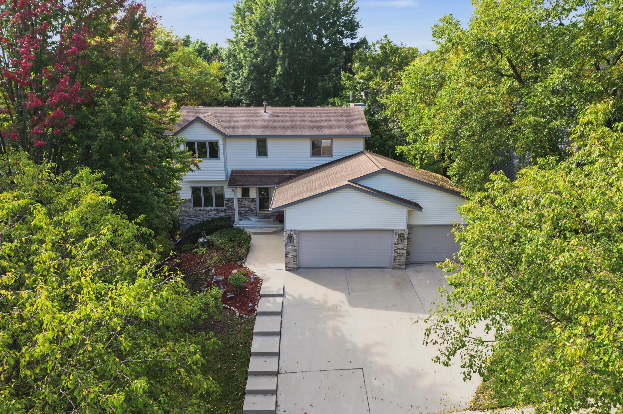 2112 Parkwood Hills Drive NE