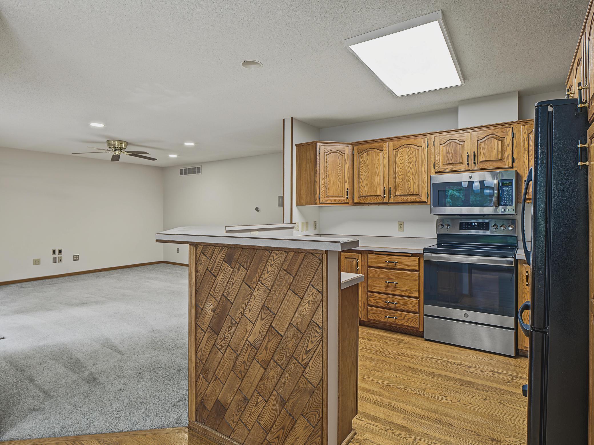 2112 Parkwood Hills Drive Ne Property Photo 15