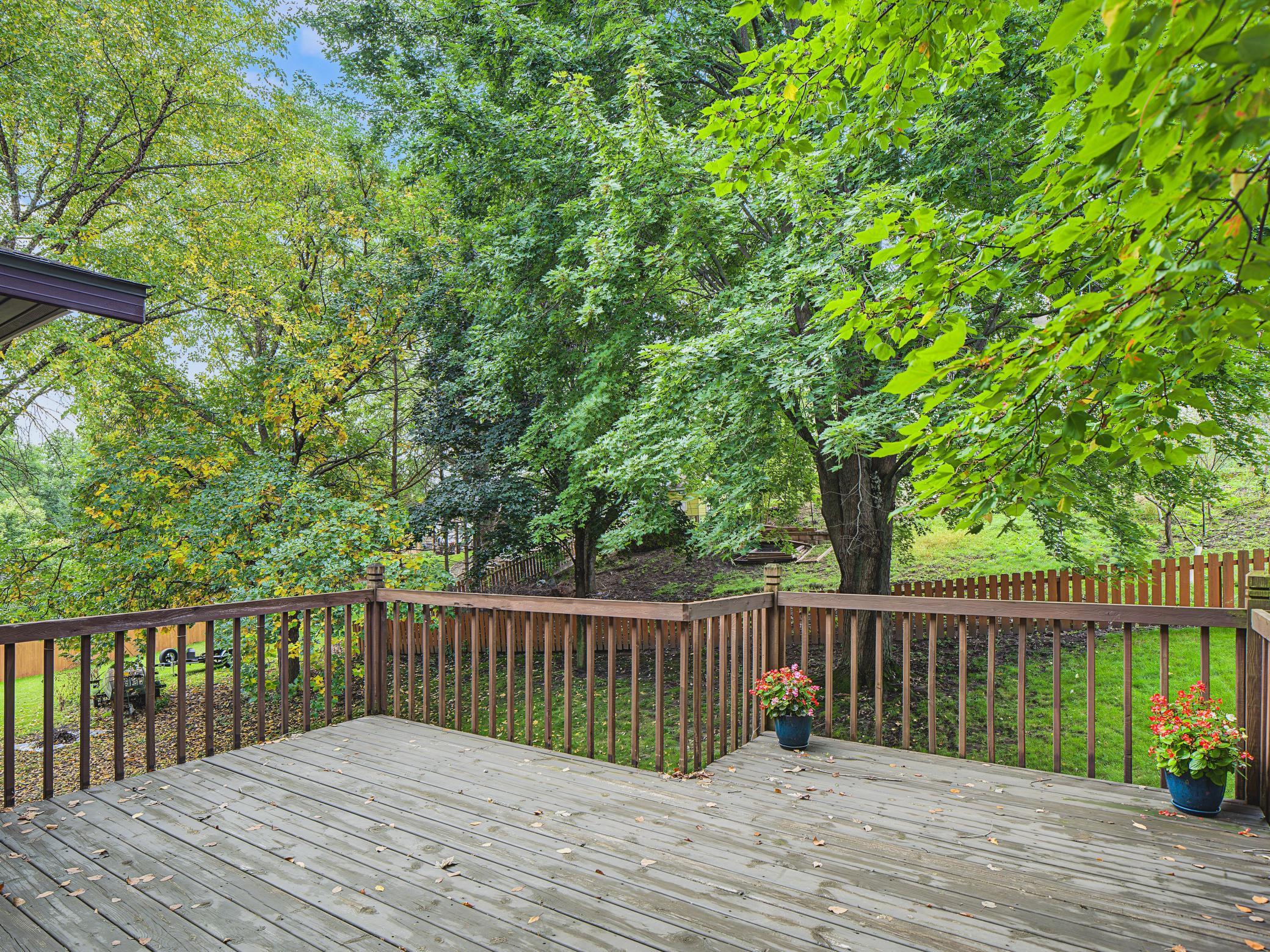2112 Parkwood Hills Drive Ne Property Photo 37