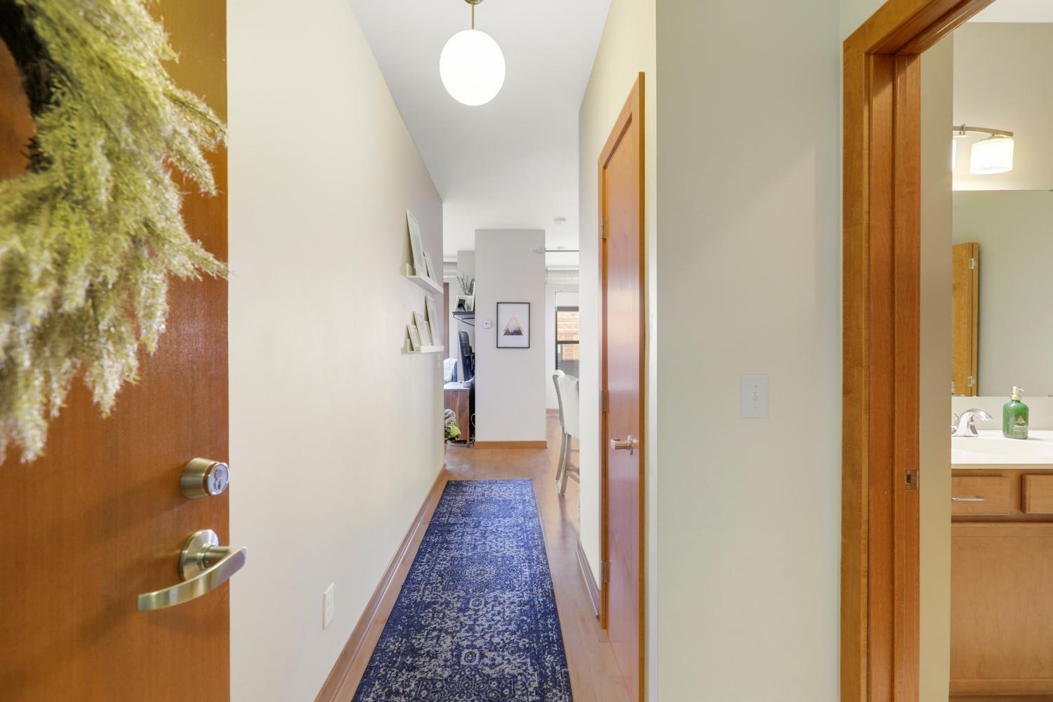 15 E Franklin Ave 208 Property Photo 14