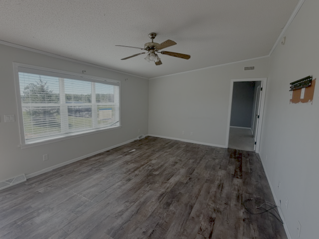 22243 State Highway 11 Property Photo 4