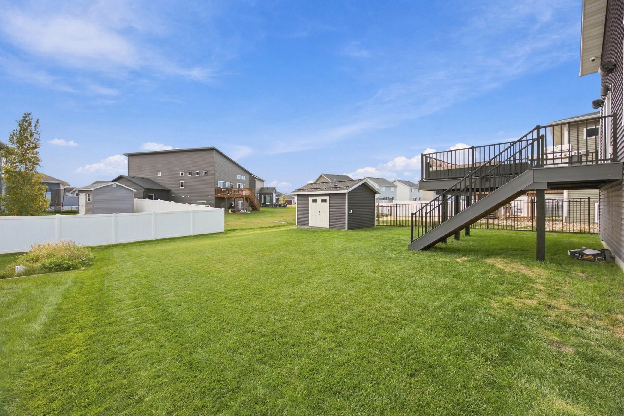781 Albert Drive W Property Photo 38