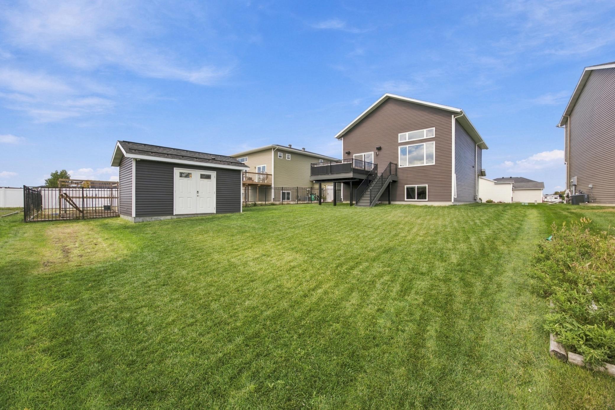 781 Albert Drive W Property Photo 39