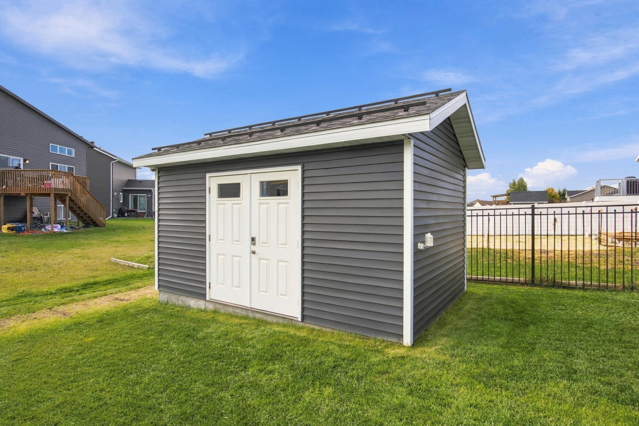 781 Albert Drive W Property Photo 42