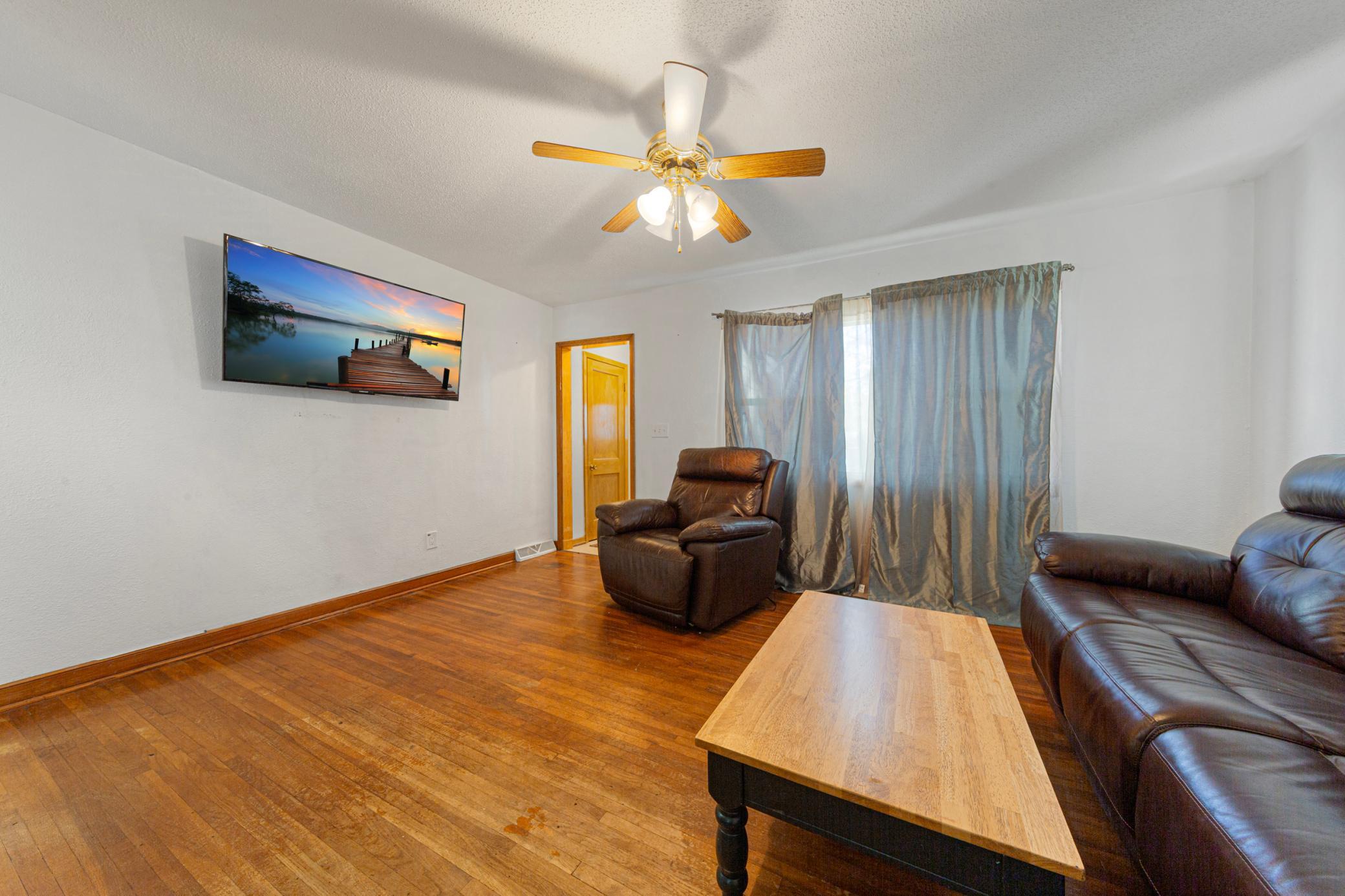 416 10th Street Se Property Photo 14