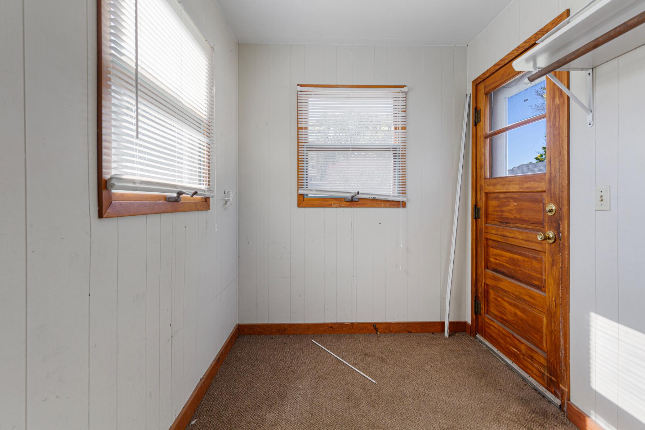 416 10th Street Se Property Photo 20