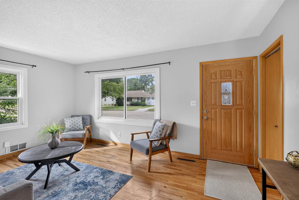 1438 15th Avenue Nw Property Photo 5