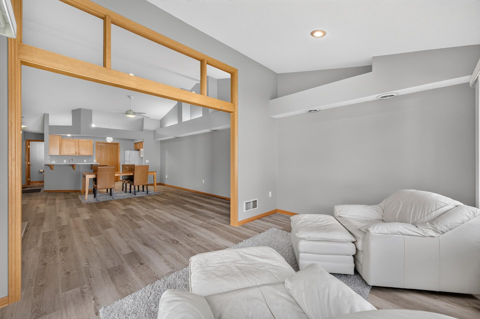 9254 Prairieview Trail N Property Photo 23