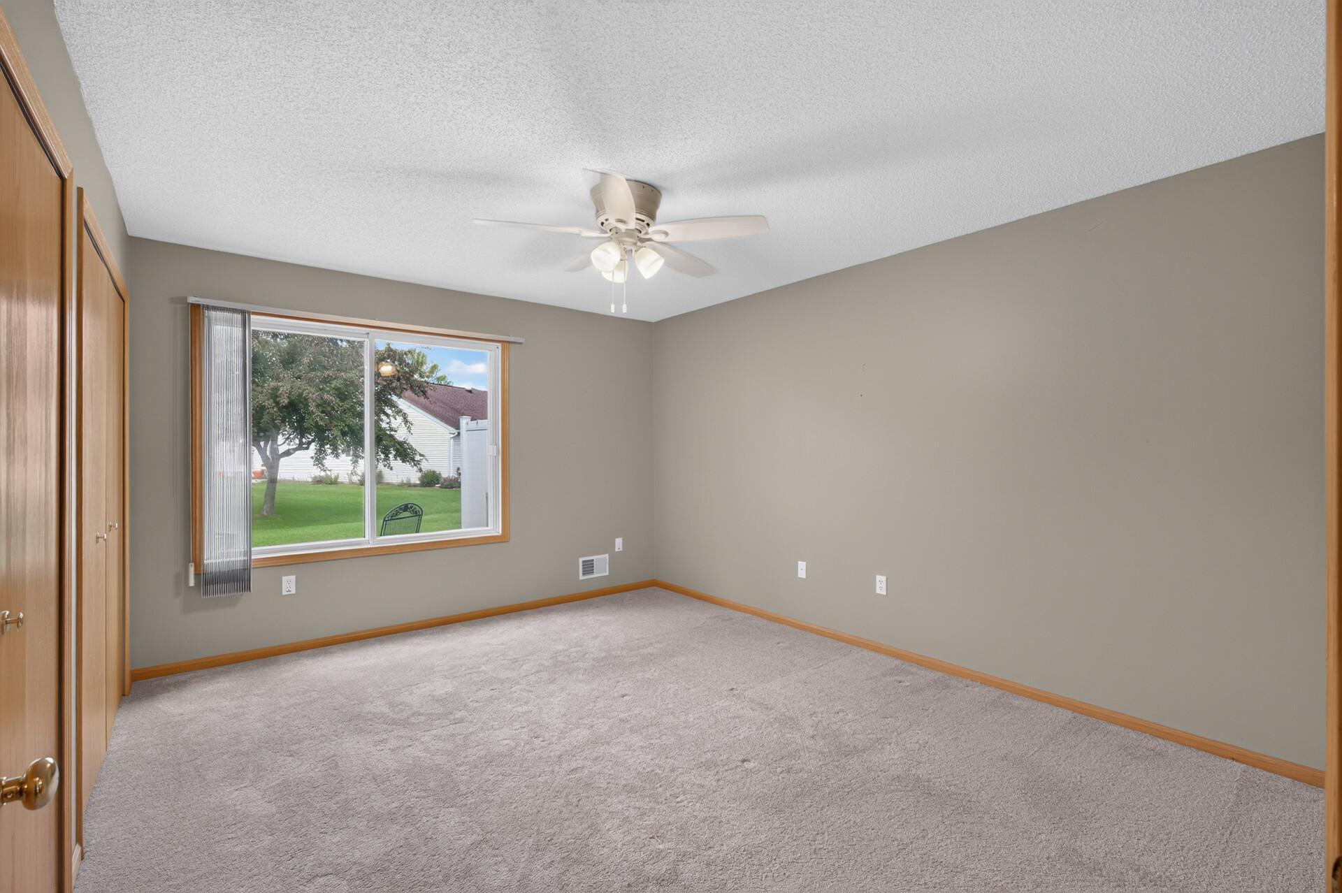9254 Prairieview Trail N Property Photo 28