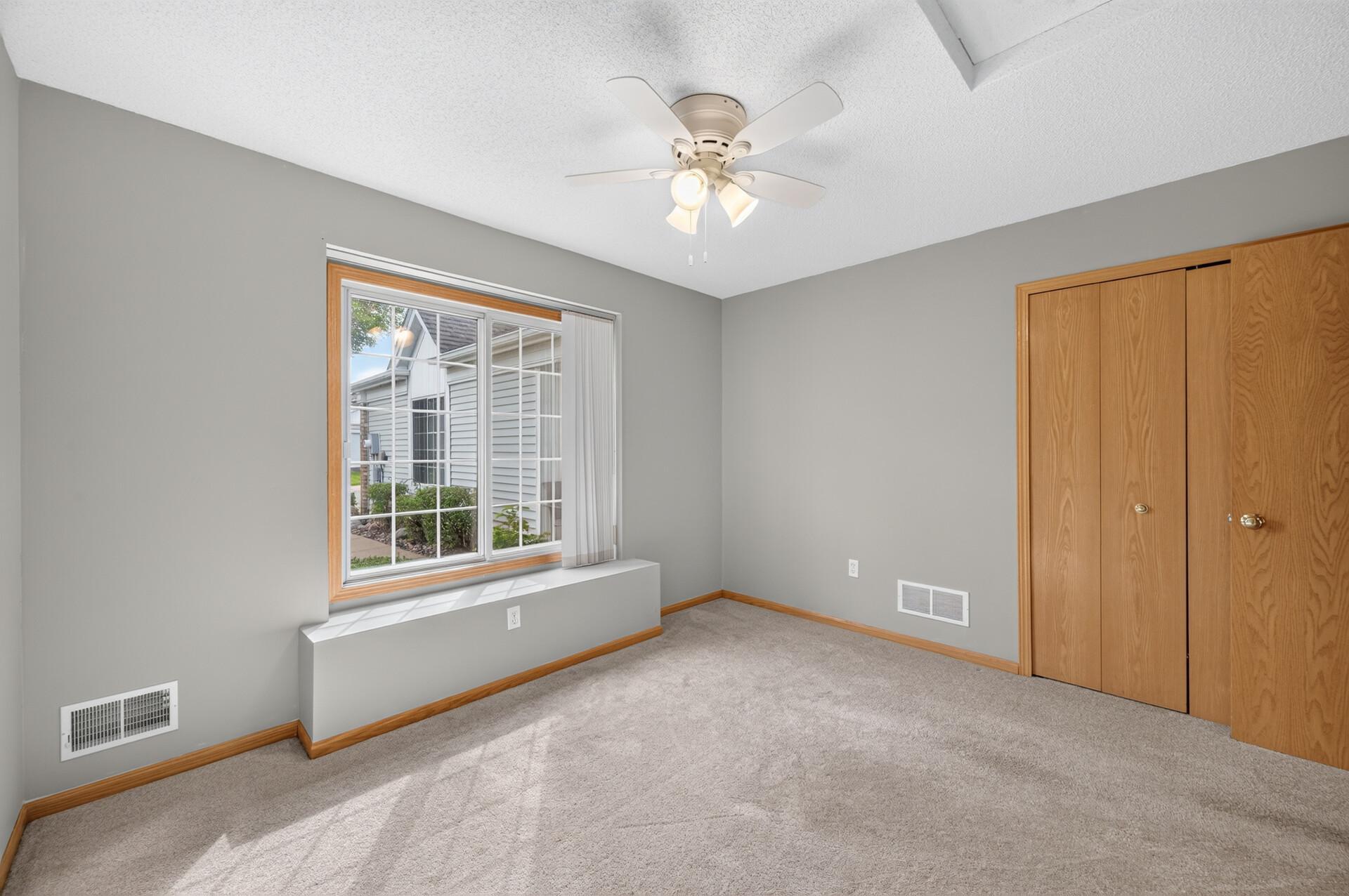 9254 Prairieview Trail N Property Photo 36