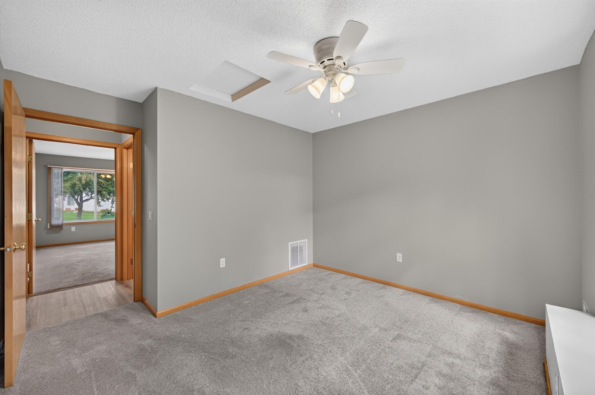 9254 Prairieview Trail N Property Photo 38