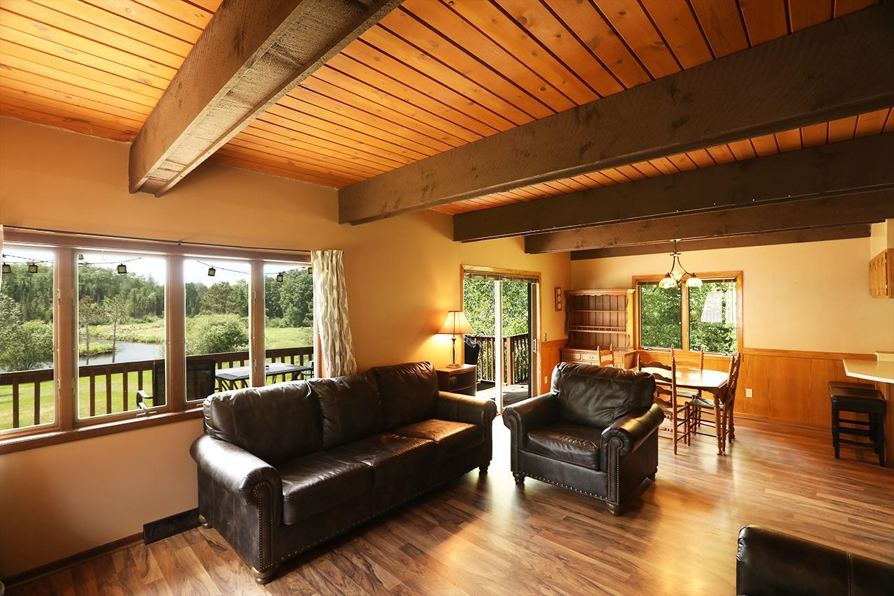 9289 Heino Road Property Photo 2
