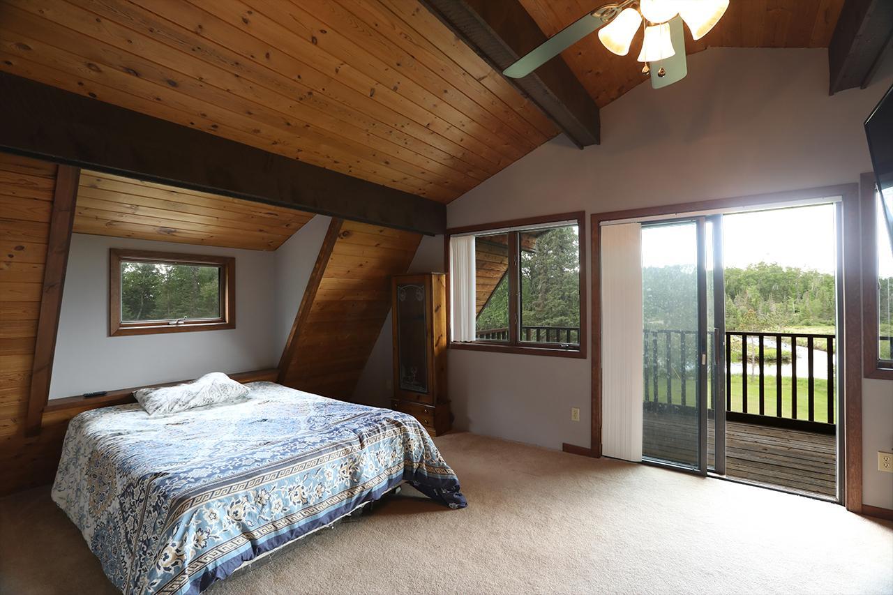 9289 Heino Road Property Photo 12