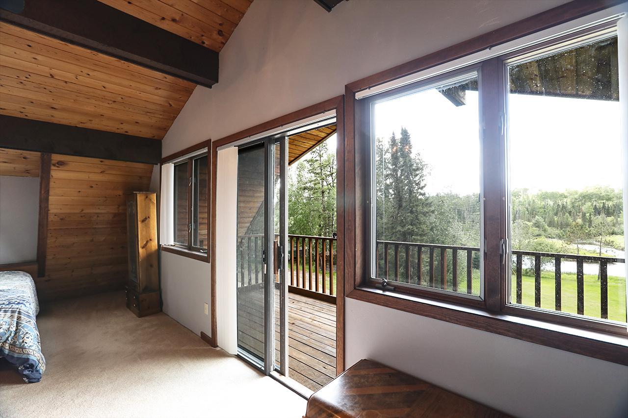 9289 Heino Road Property Photo 13
