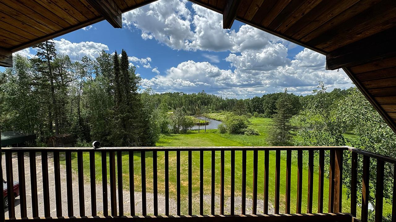 9289 Heino Road Property Photo 14