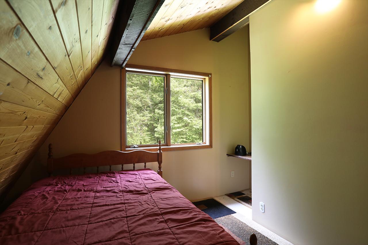 9289 Heino Road Property Photo 20