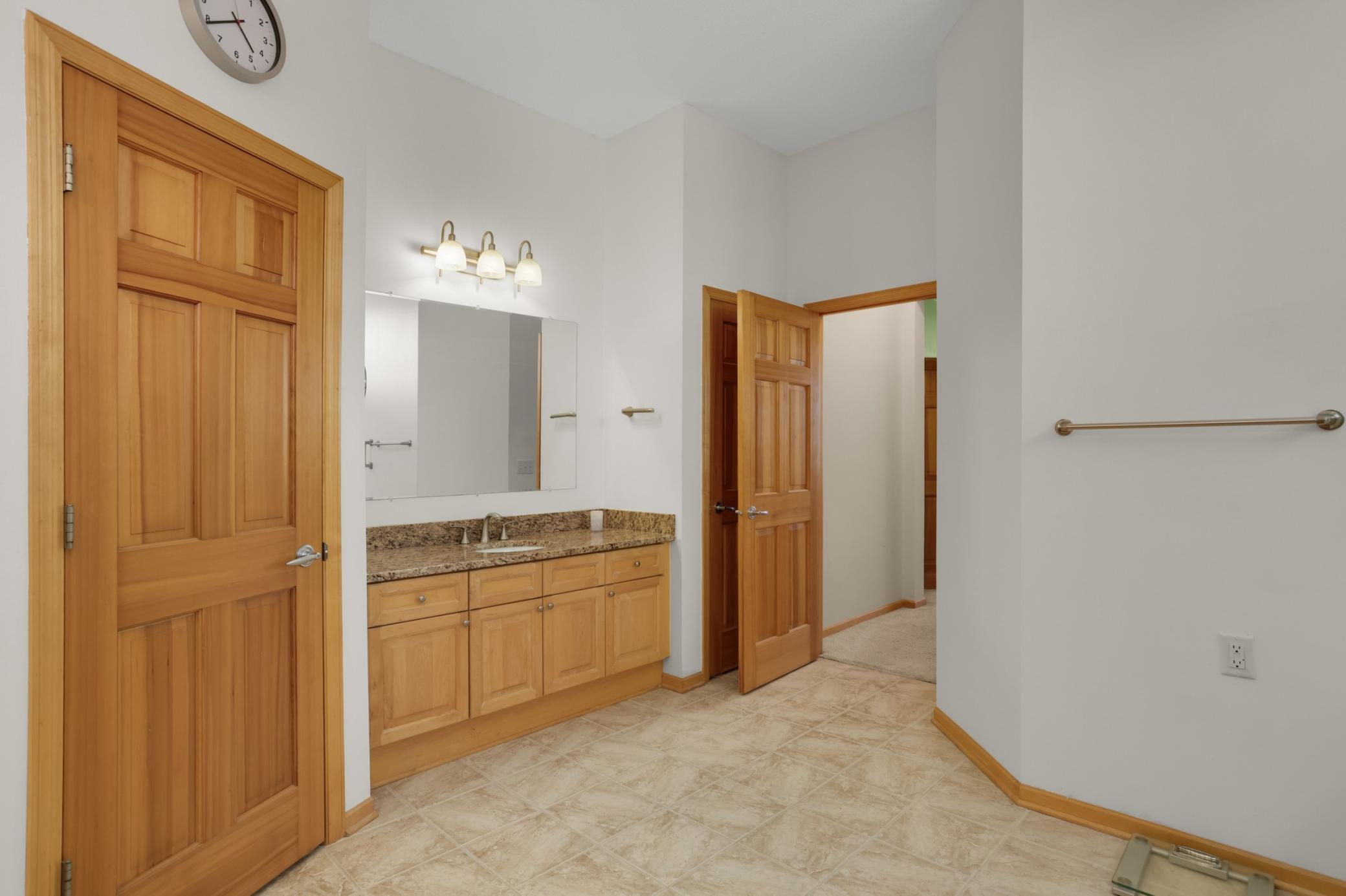 18519 Farmstead Circle Property Photo 21