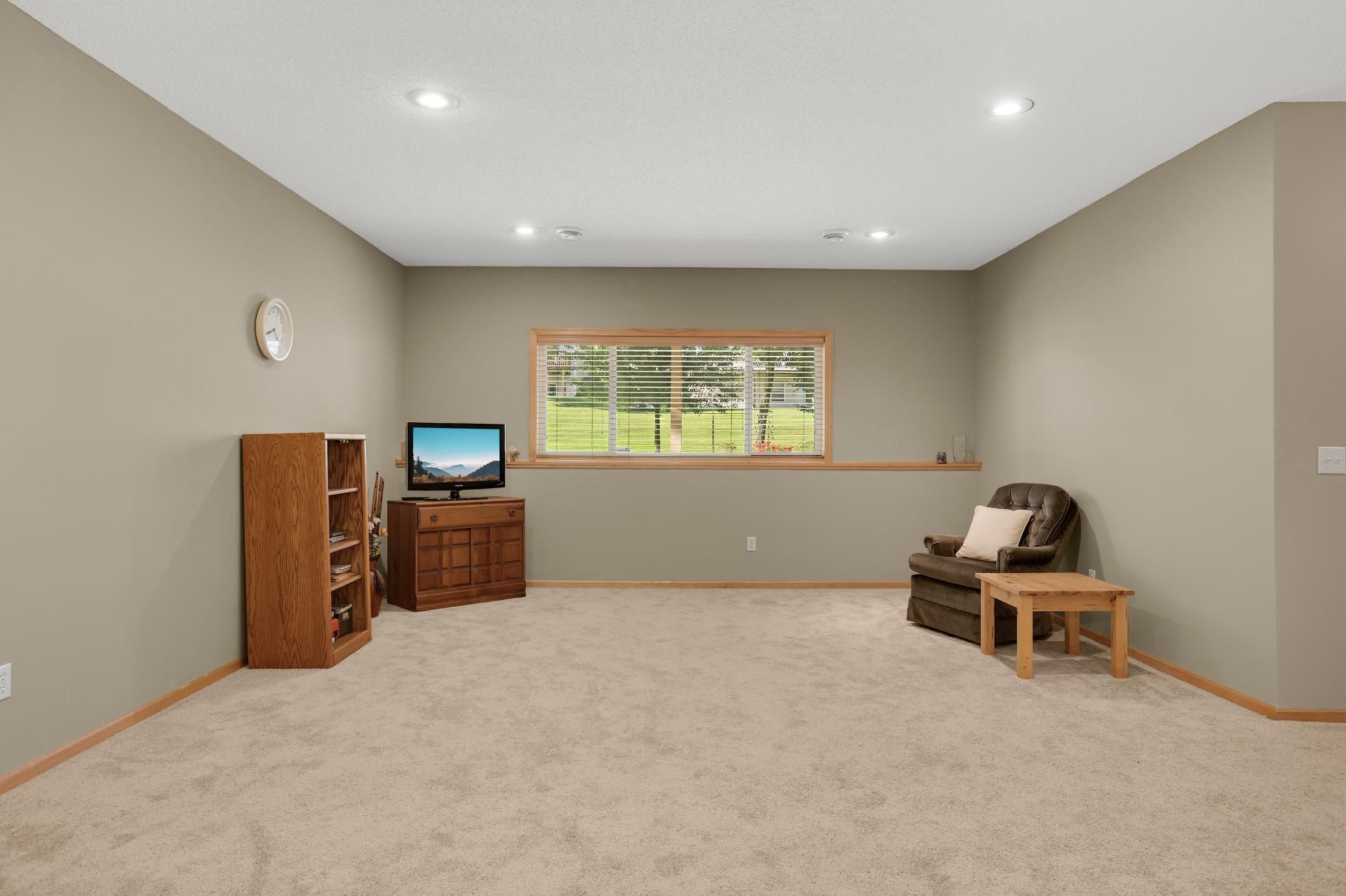18519 Farmstead Circle Property Photo 26