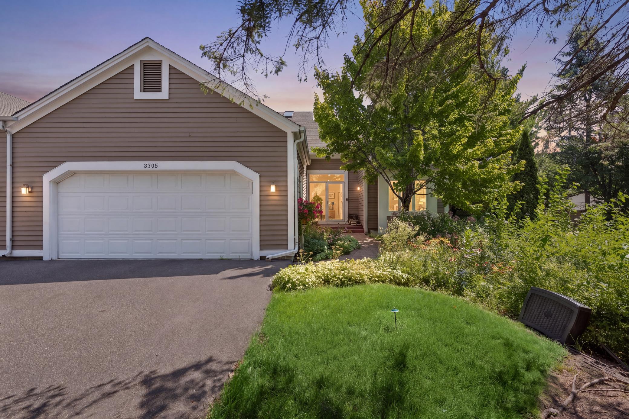 3705 Oakton Ridge Property Photo 1