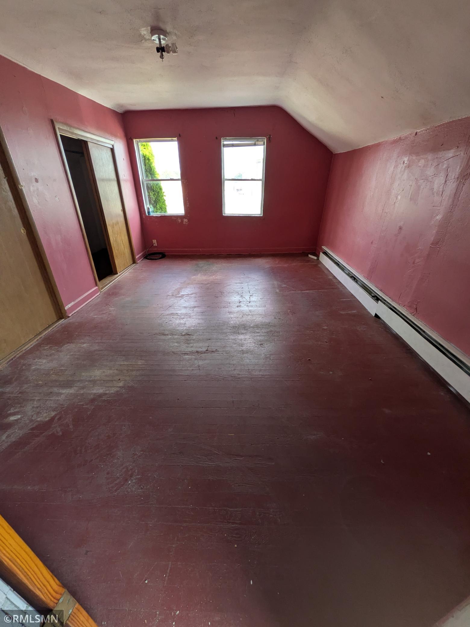 210 1st Street Se Property Photo 14