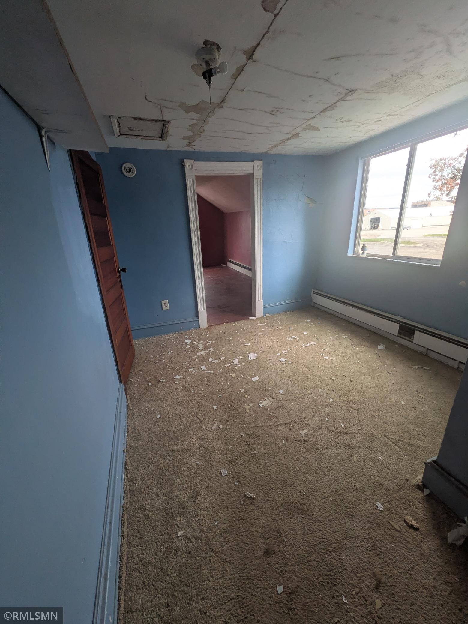 210 1st Street Se Property Photo 16