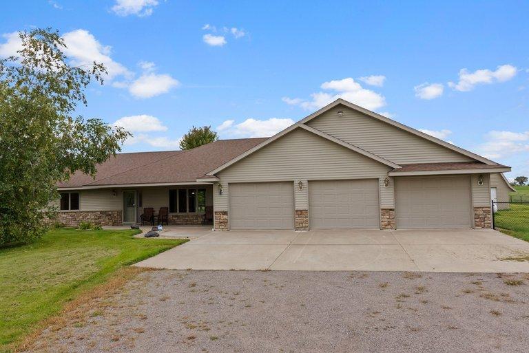 12221 85th Avenue Property Photo 1