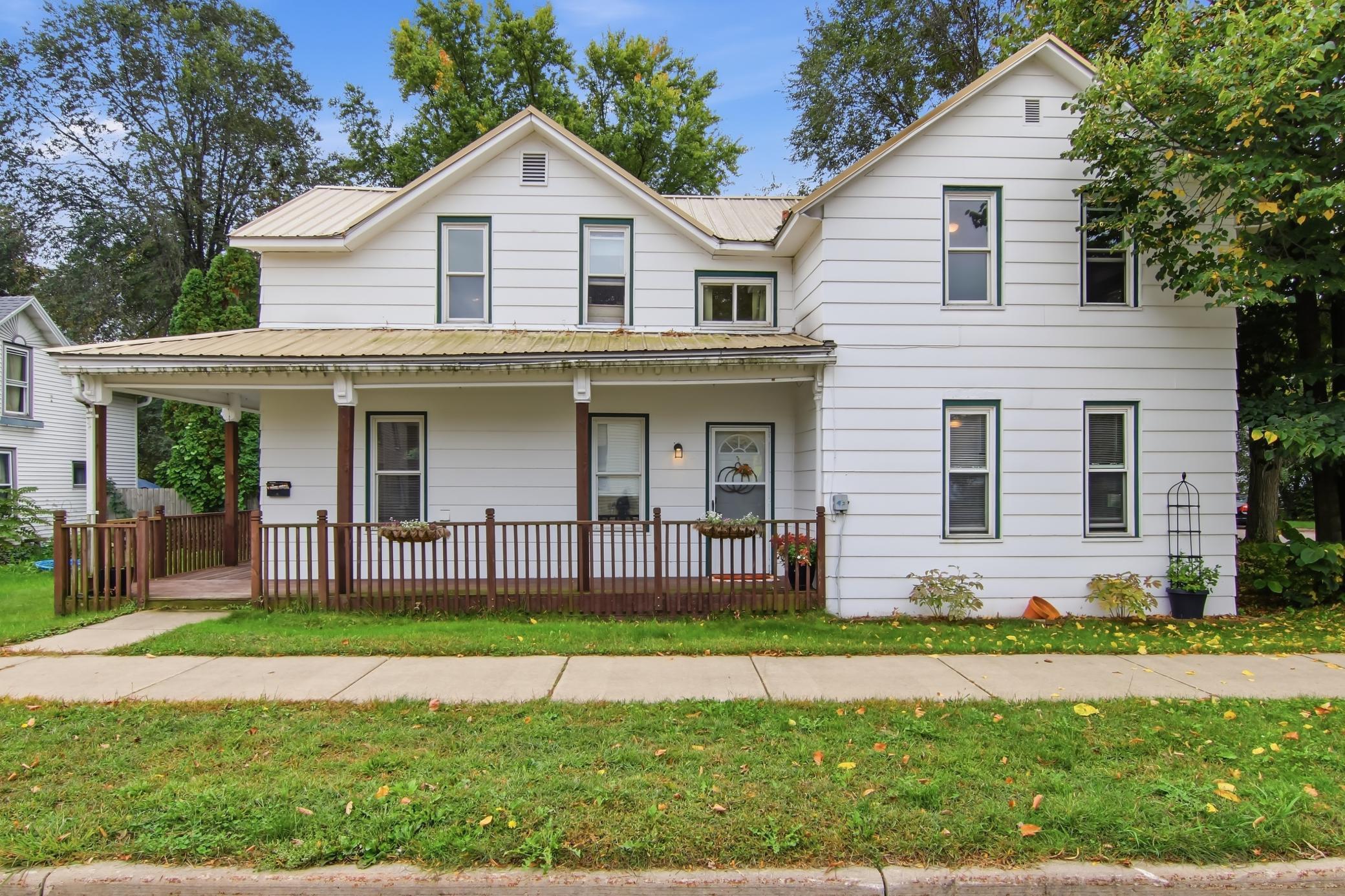 465 W Spruce Street Property Photo 1
