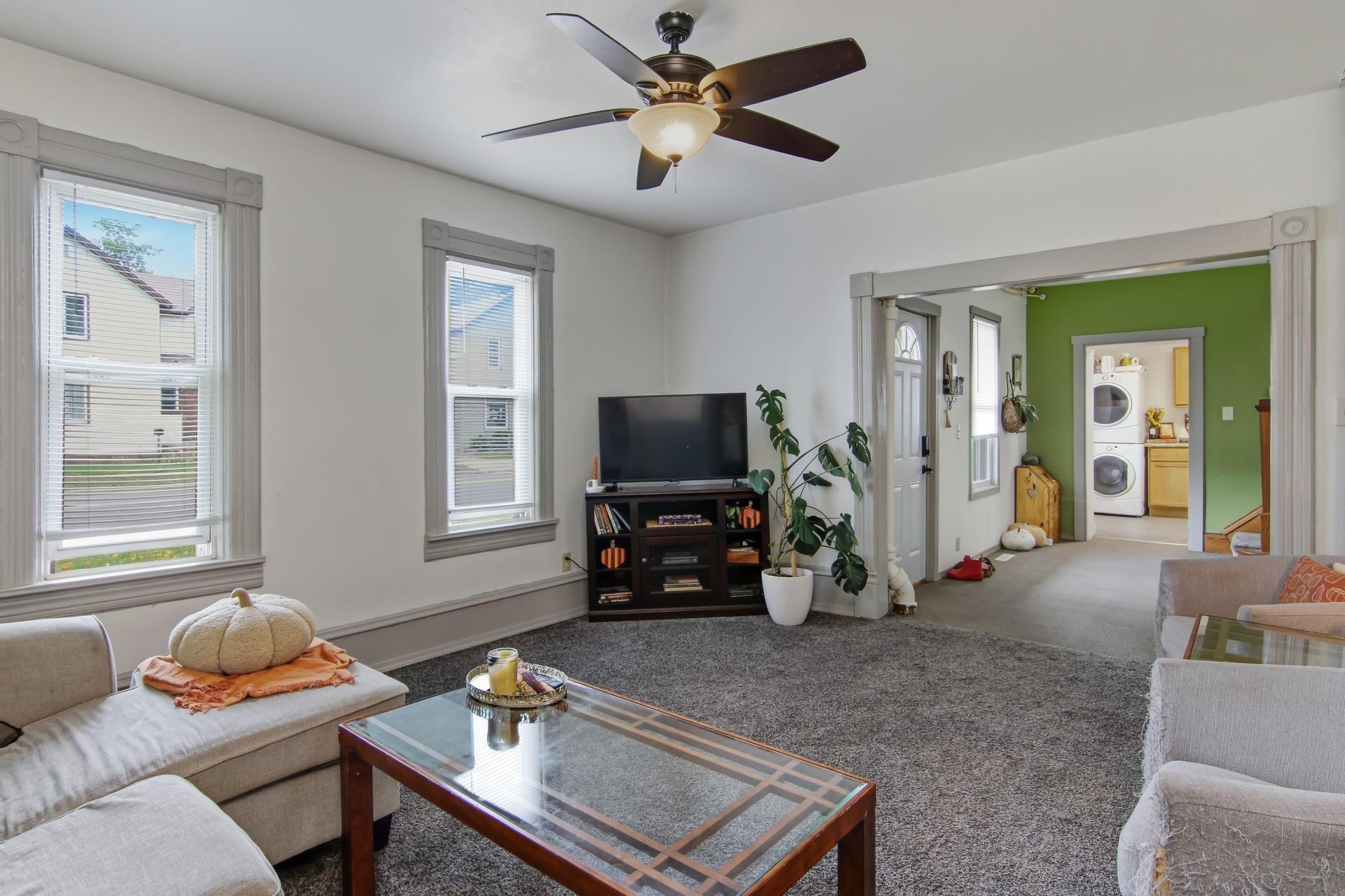 465 W Spruce Street Property Photo 7