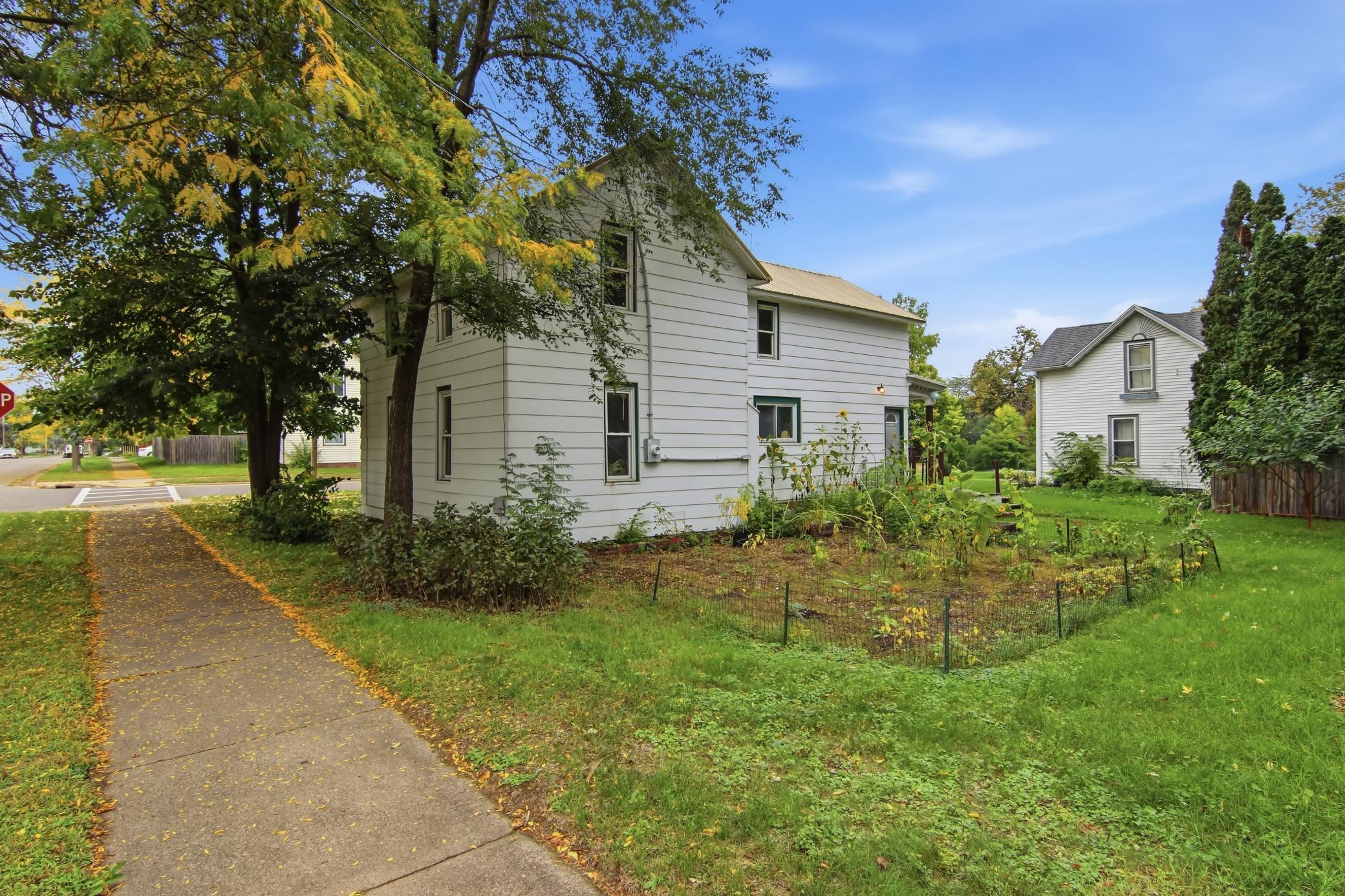 465 W Spruce Street Property Photo 29