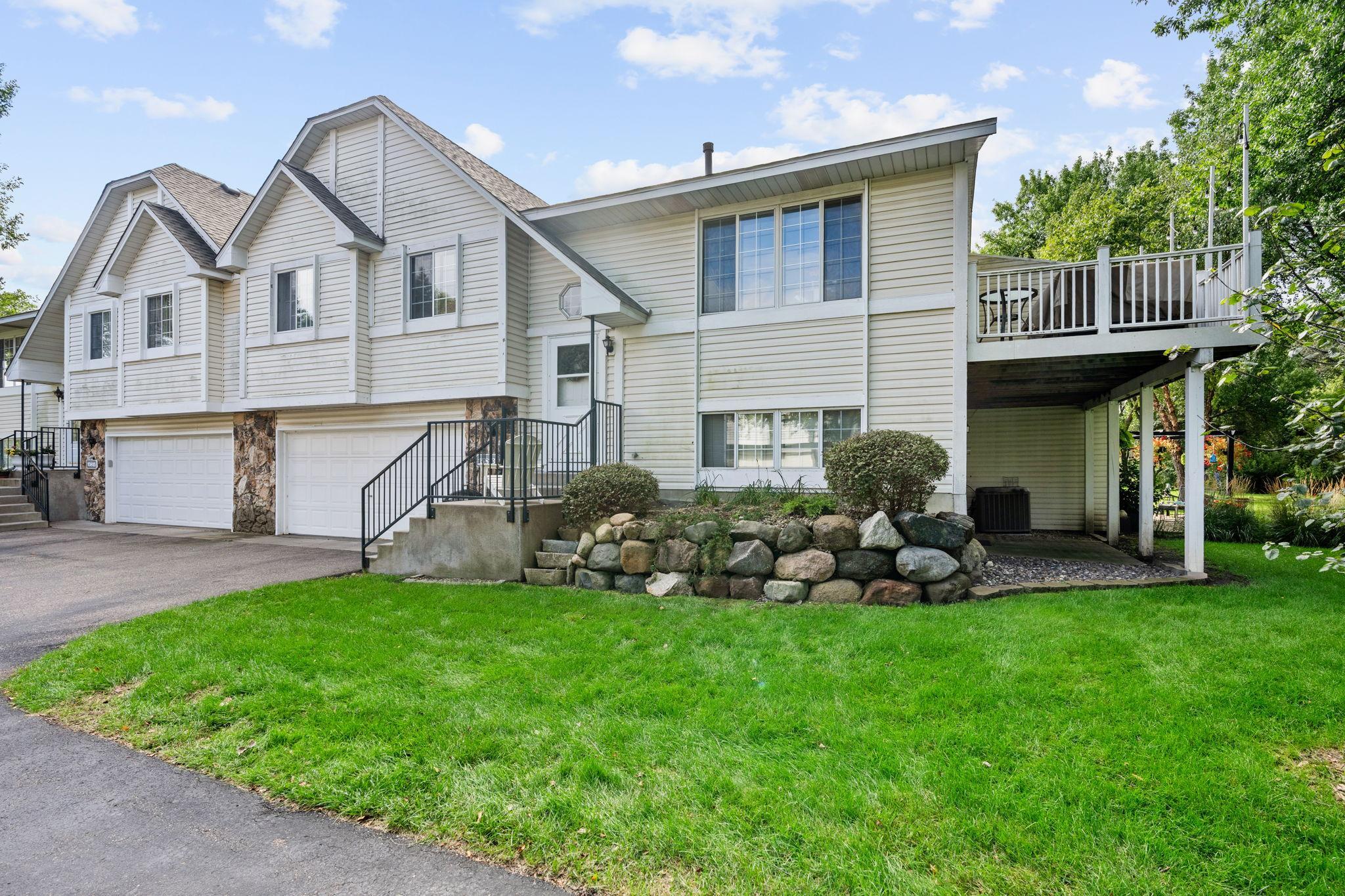 15813 Griffon Path Property Photo 1