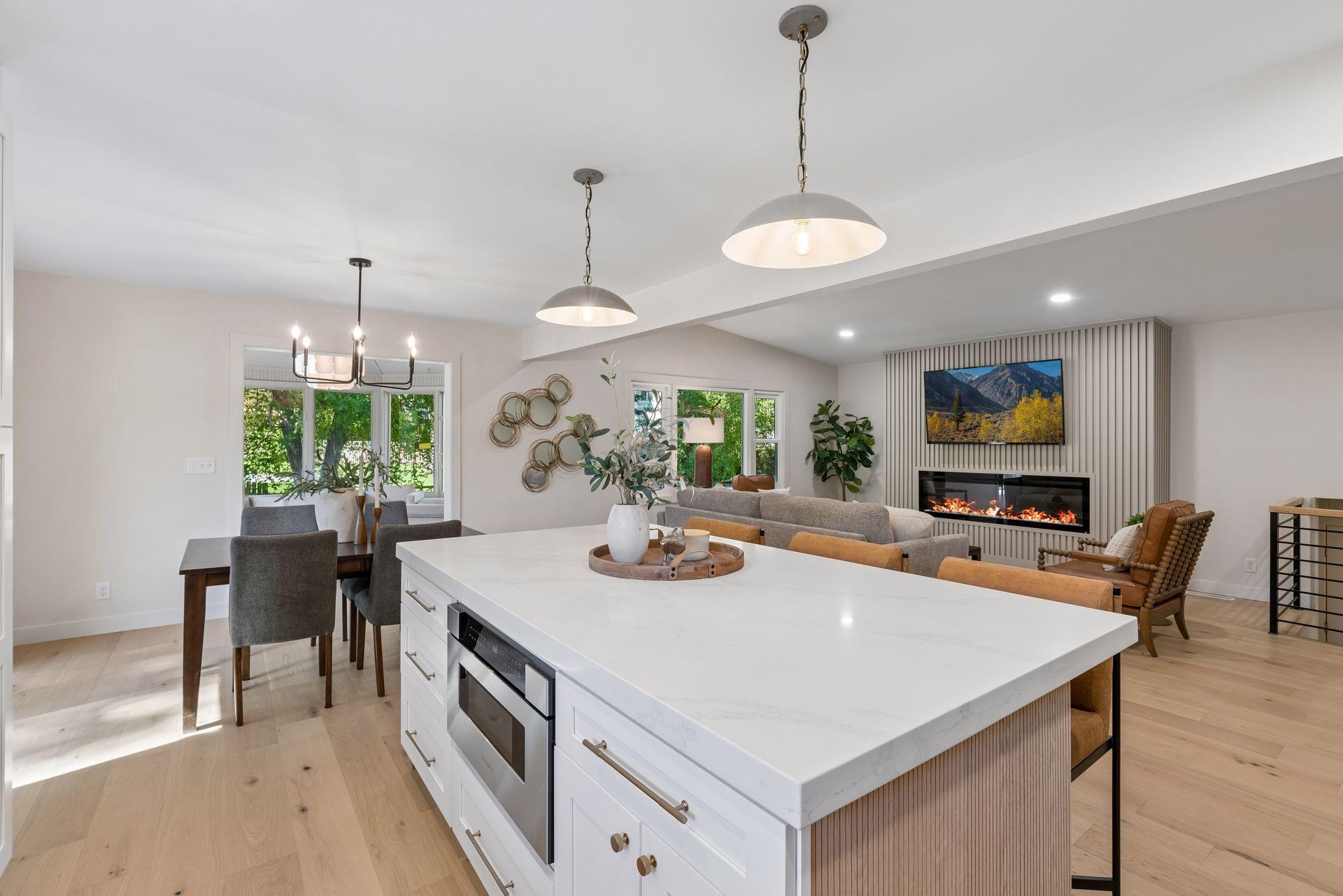 5516 Warden Avenue Property Photo 18