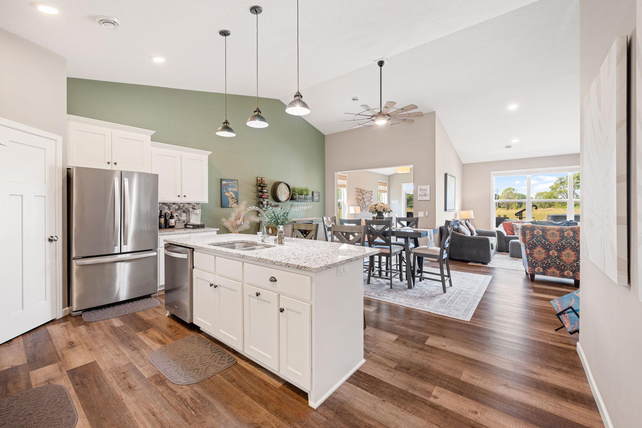 14940 Tiger Street Nw Property Photo 4