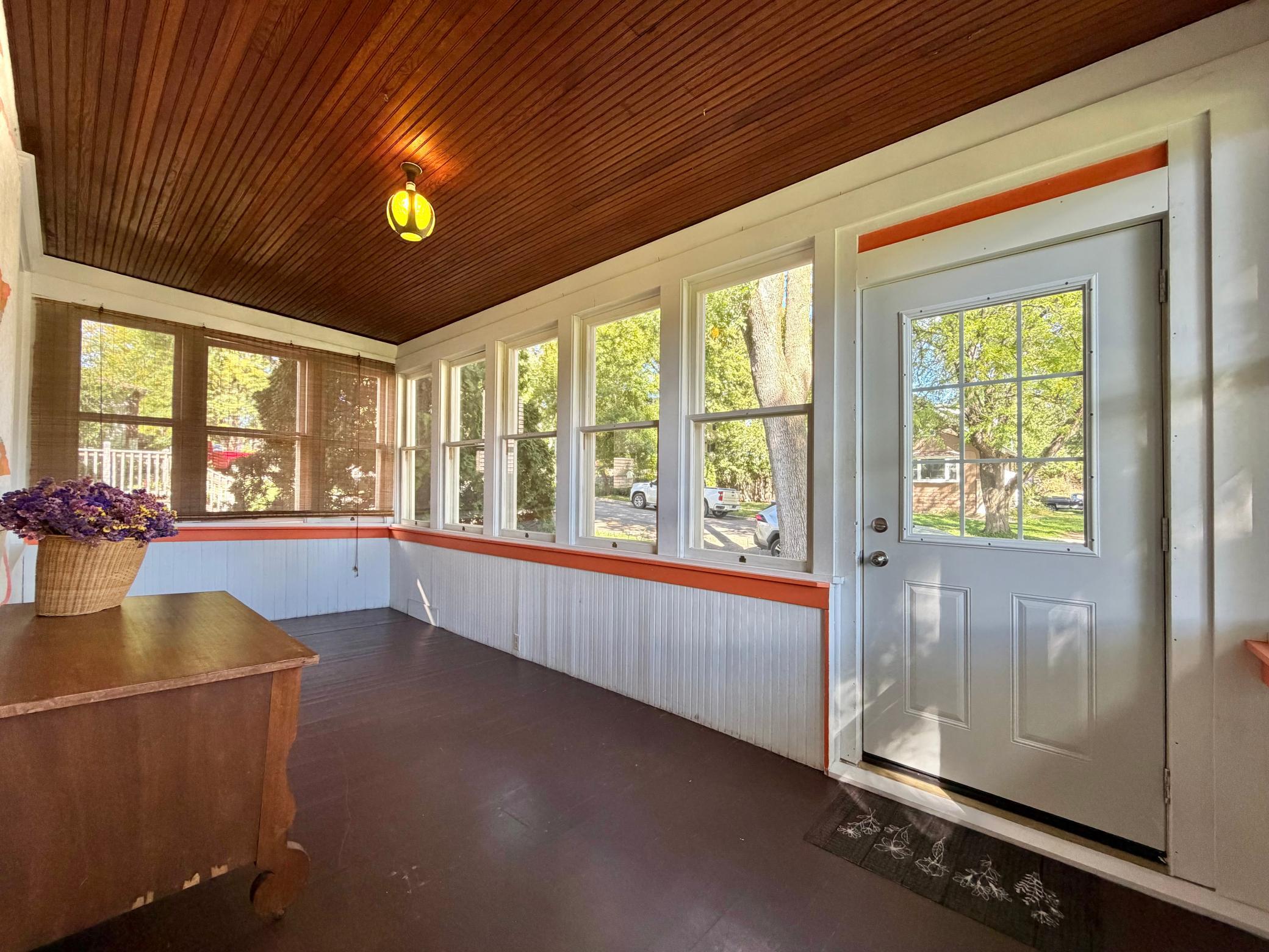 235 8th Avenue Property Photo 3