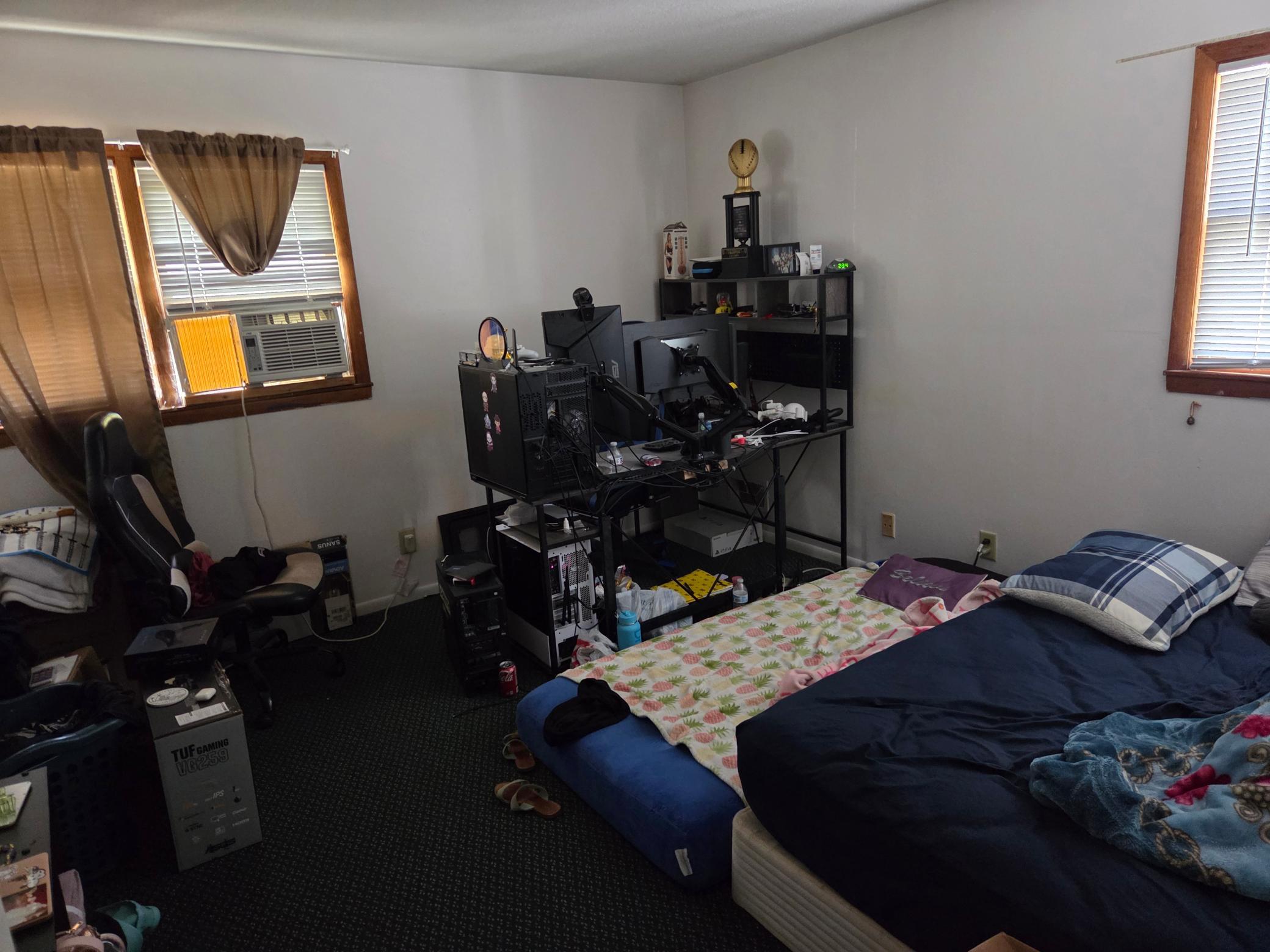1318 Thomas Avenue N Property Photo 11