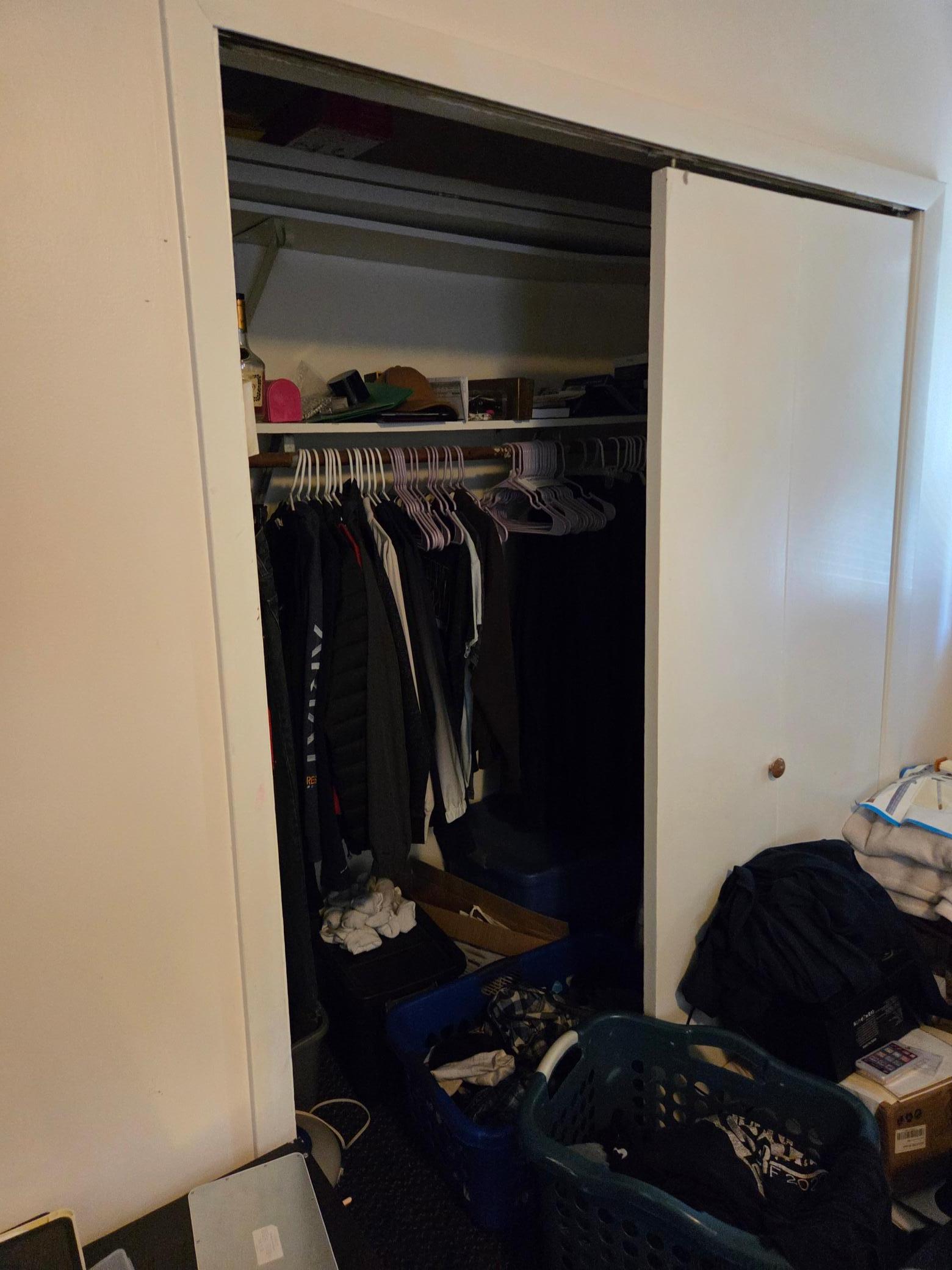 1318 Thomas Avenue N Property Photo 13