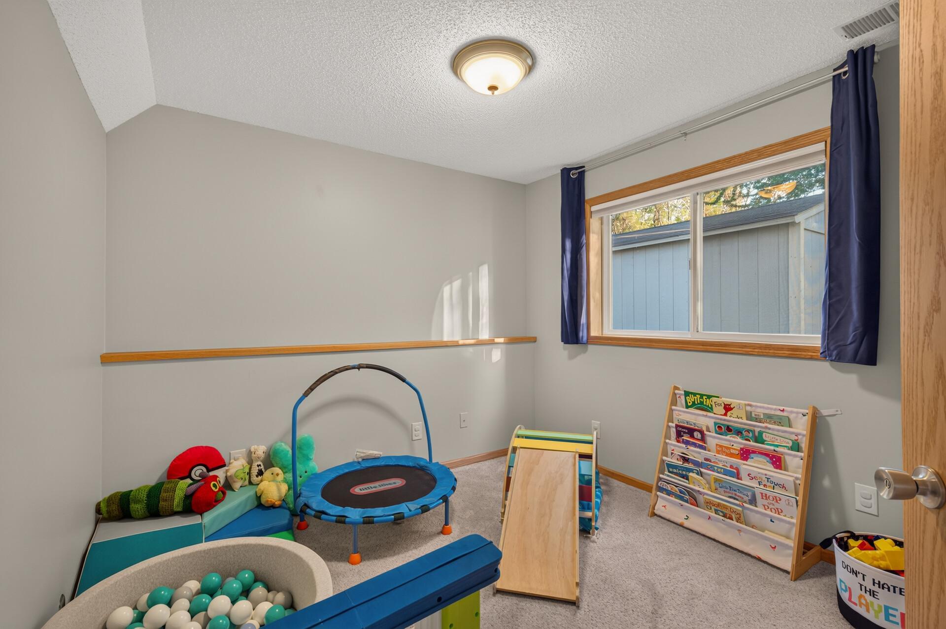 18396 Everest Path Property Photo 40