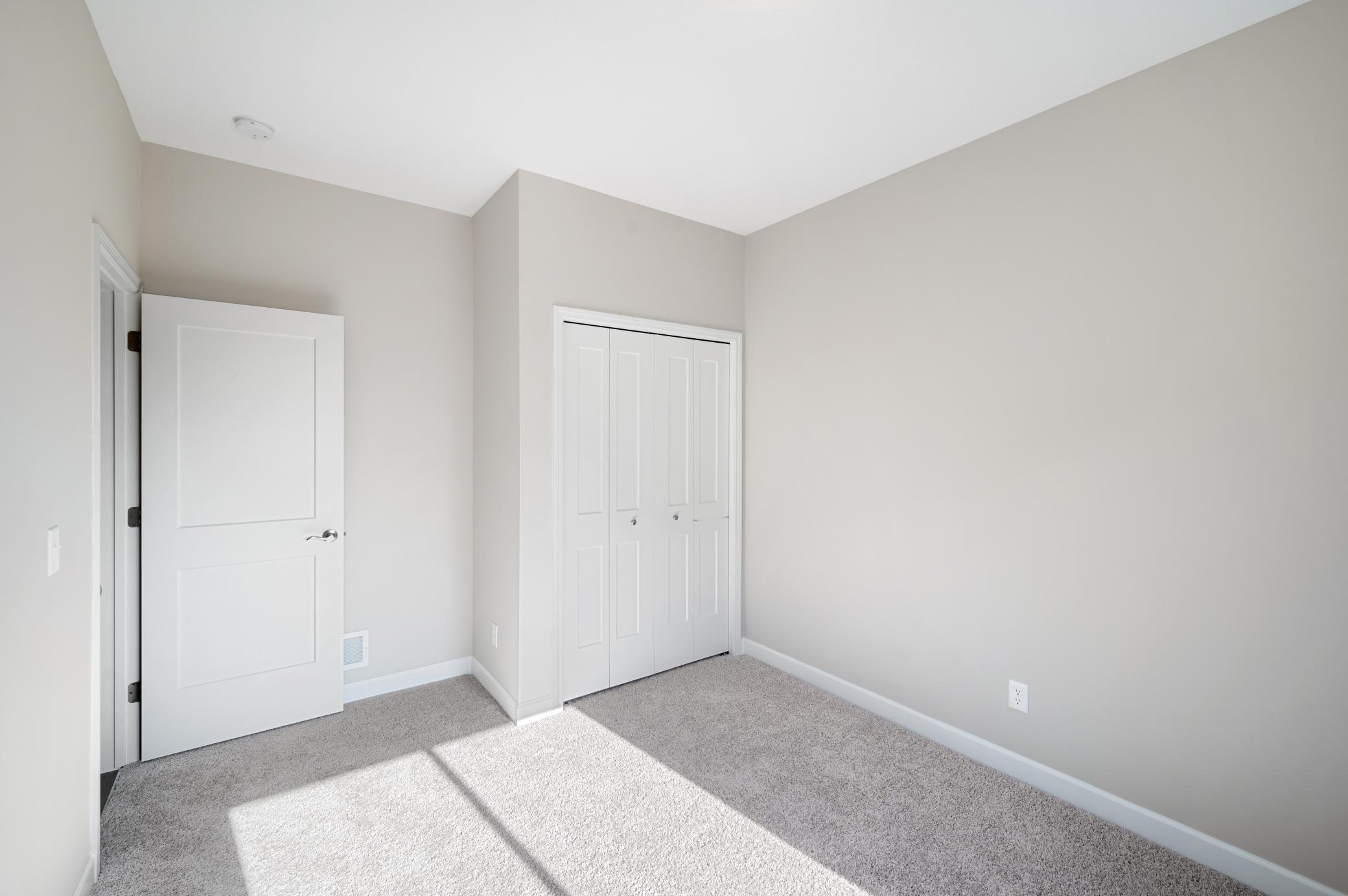 1014 E Meadowsweet Drive Property Photo 12